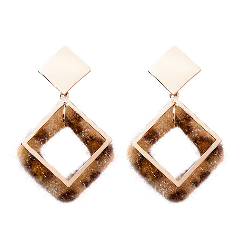 Diamond-Shaped Metallic Leopard Print Earrings