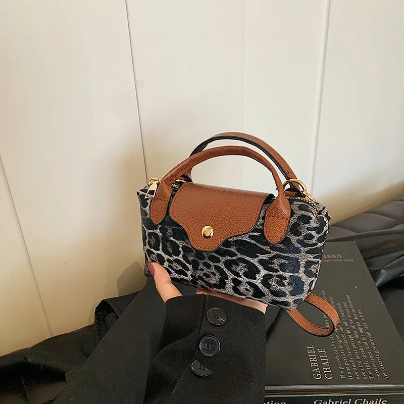 Leopard Print Zipper Shoulder Bag
