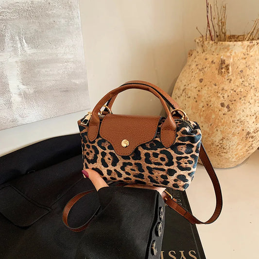 Leopard Print Zipper Shoulder Bag