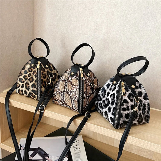 PU pyramid zipper bag