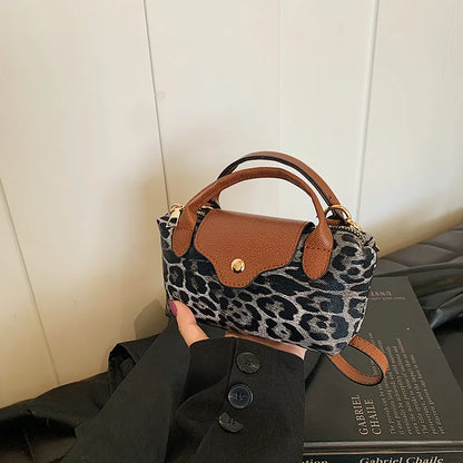 Leopard Print Zipper Shoulder Bag