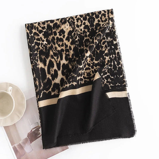 Leopard Print x Black Scarf
