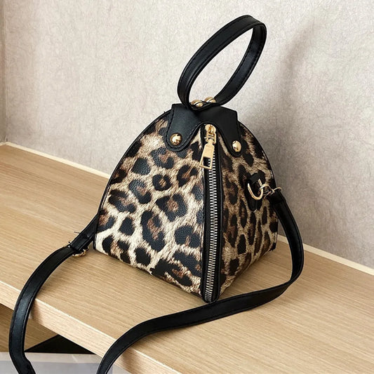 PU pyramid zipper bag